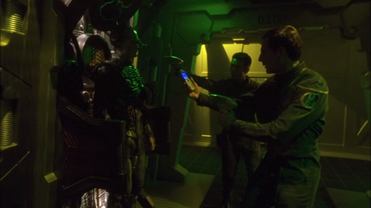 Star Trek Enterprise 2×23 – Regeneration Star Trek Enterprise 2×23 – Regeneration