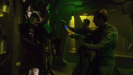 Star Trek Enterprise 2×23 – Regeneration